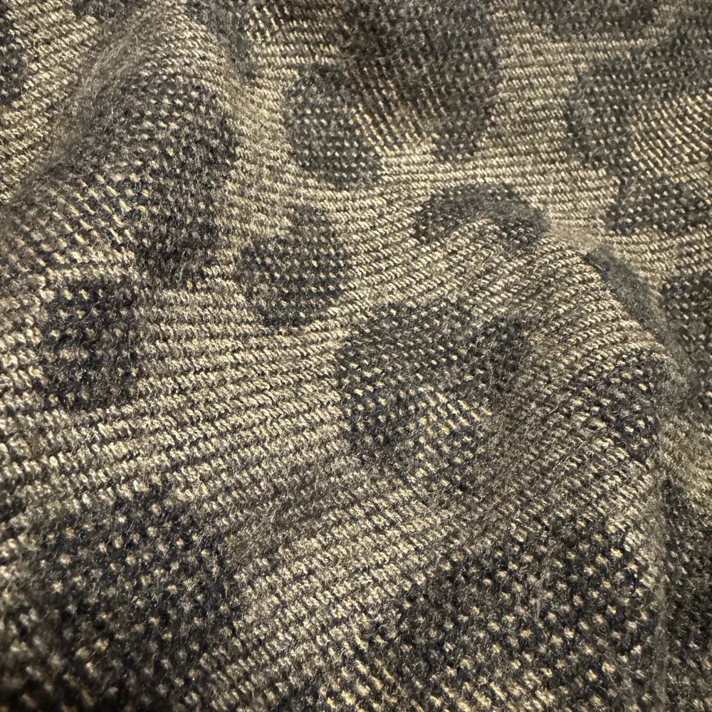 Leopard Print Shawl with Fringe - Picture 3 of 3
